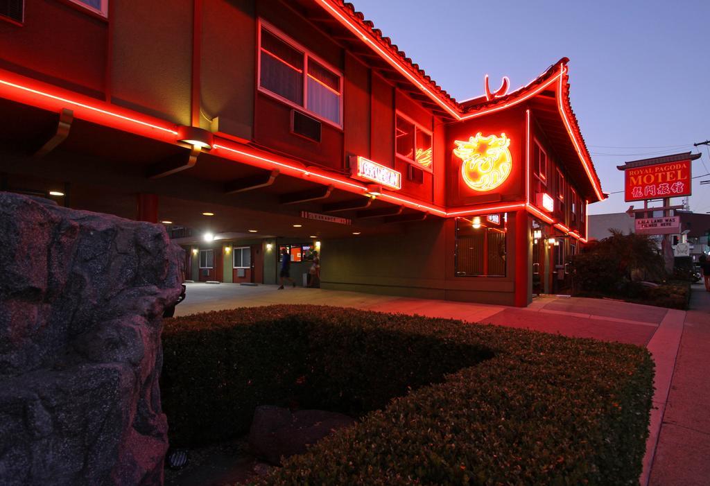 Royal Pagoda Motel Dodger Stadium Los Angeles Kültér fotó